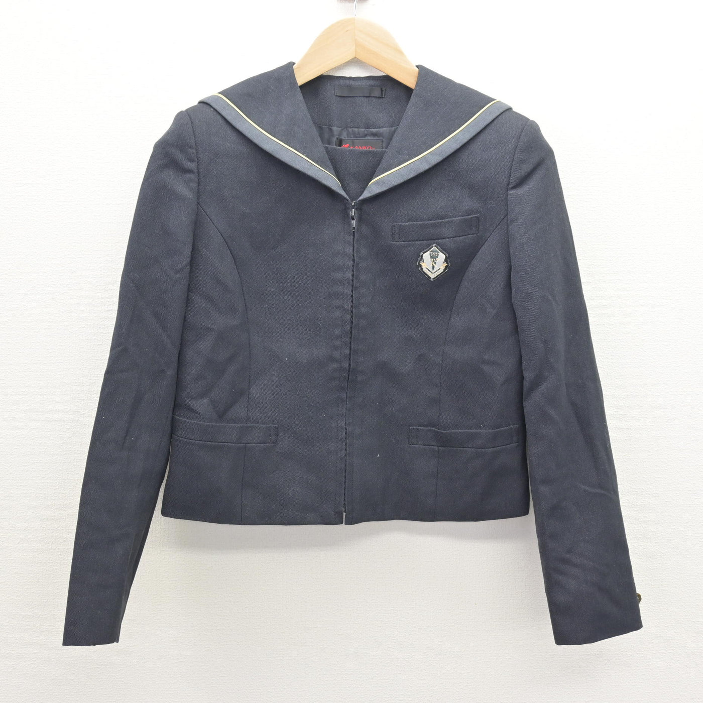中古】北海道 屯田北中学校 女子制服 2点 (セーラー服・ニットベスト 