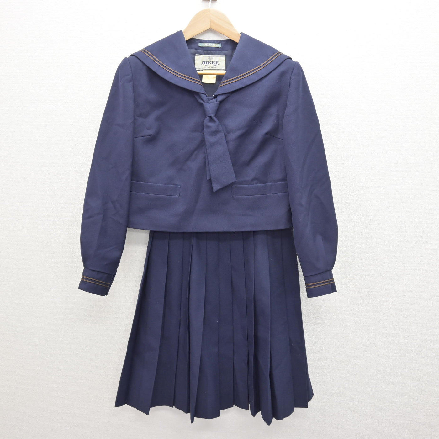 中古】山形県 山形西高等学校 女子制服 4点 (セーラー服・スカート
