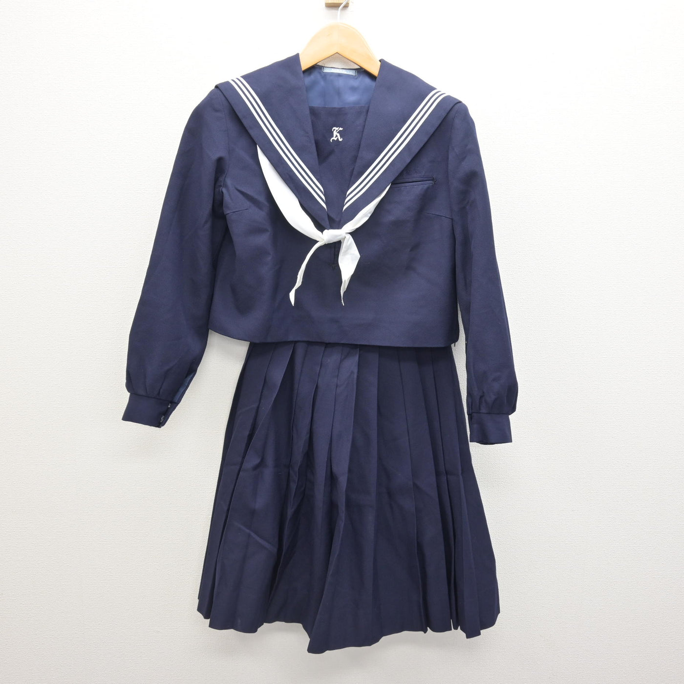 中古】福岡県 黒木中学校/旧制服 女子制服 3点 (セーラー服・スカート
