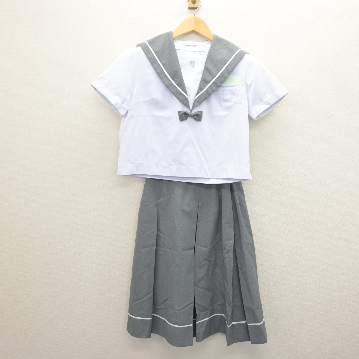 中古】佐賀県 佐賀大学教育学部附属中学校 女子制服 3点 (セーラー服 