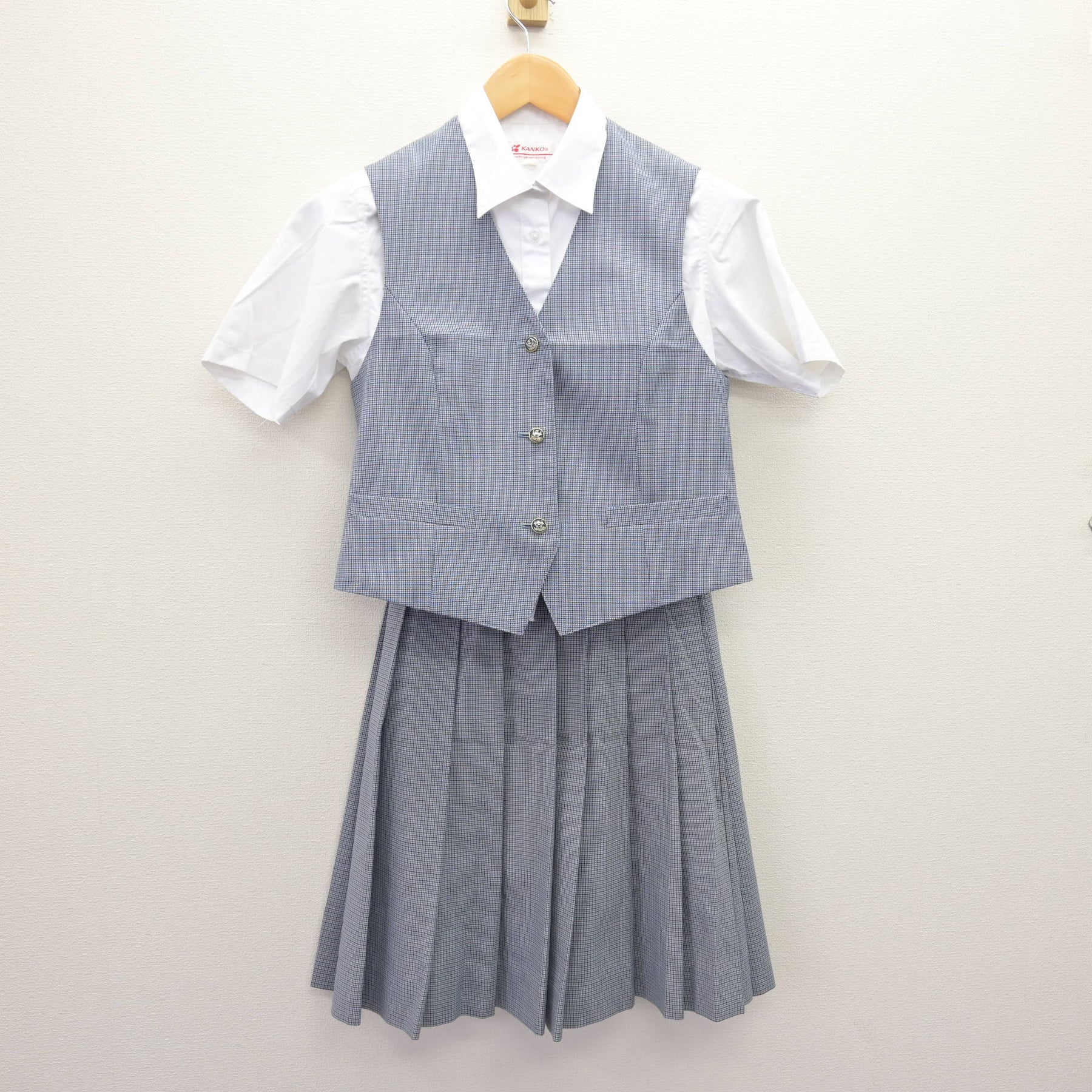 中古】神奈川県 桐光学園中学校・高等学校 女子制服 3点 (ベスト