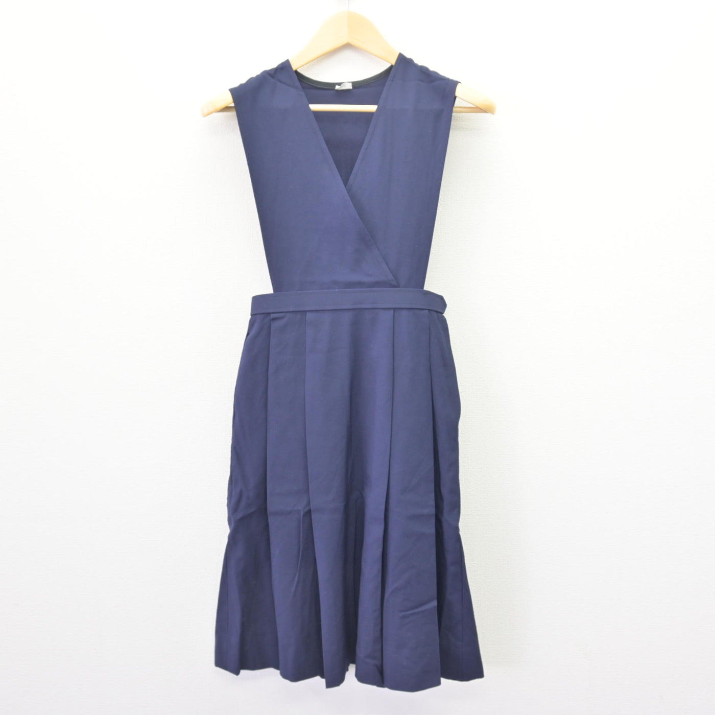 中古】和歌山県 和歌山信愛中学校 女子制服 2点 (シャツ・ジャンパー