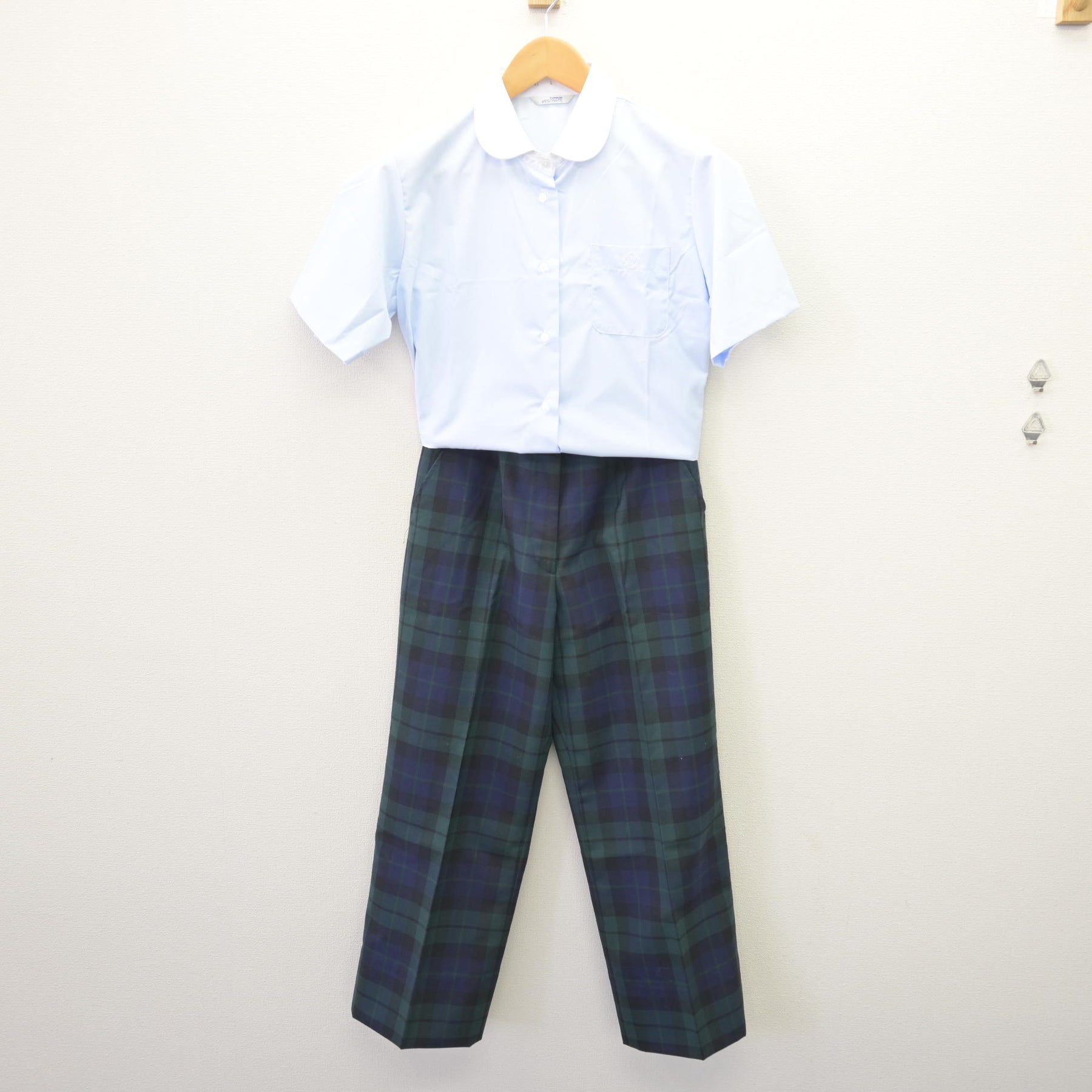 中古】和歌山県 和歌山信愛中学校 女子制服 2点 (シャツ・ズボン