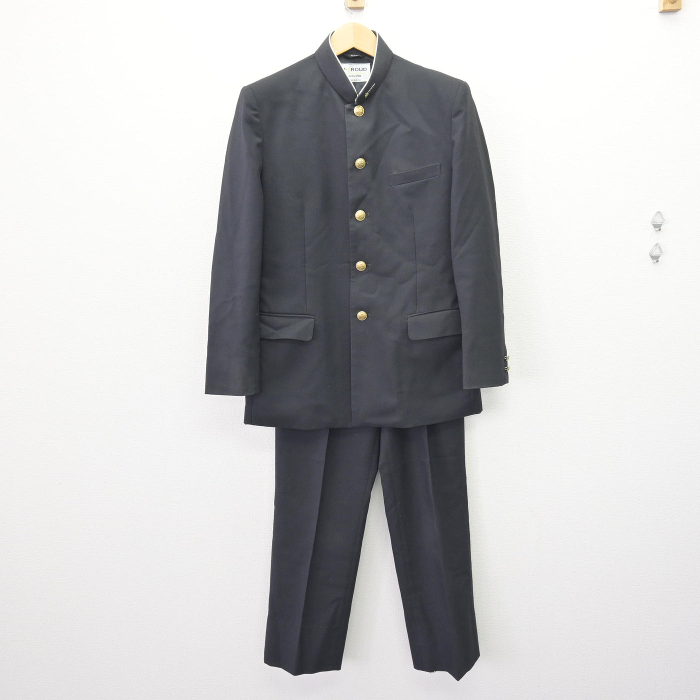 中古】大阪府 桜塚高等学校 男子制服 3点 (学ラン・ズボン) sf125397