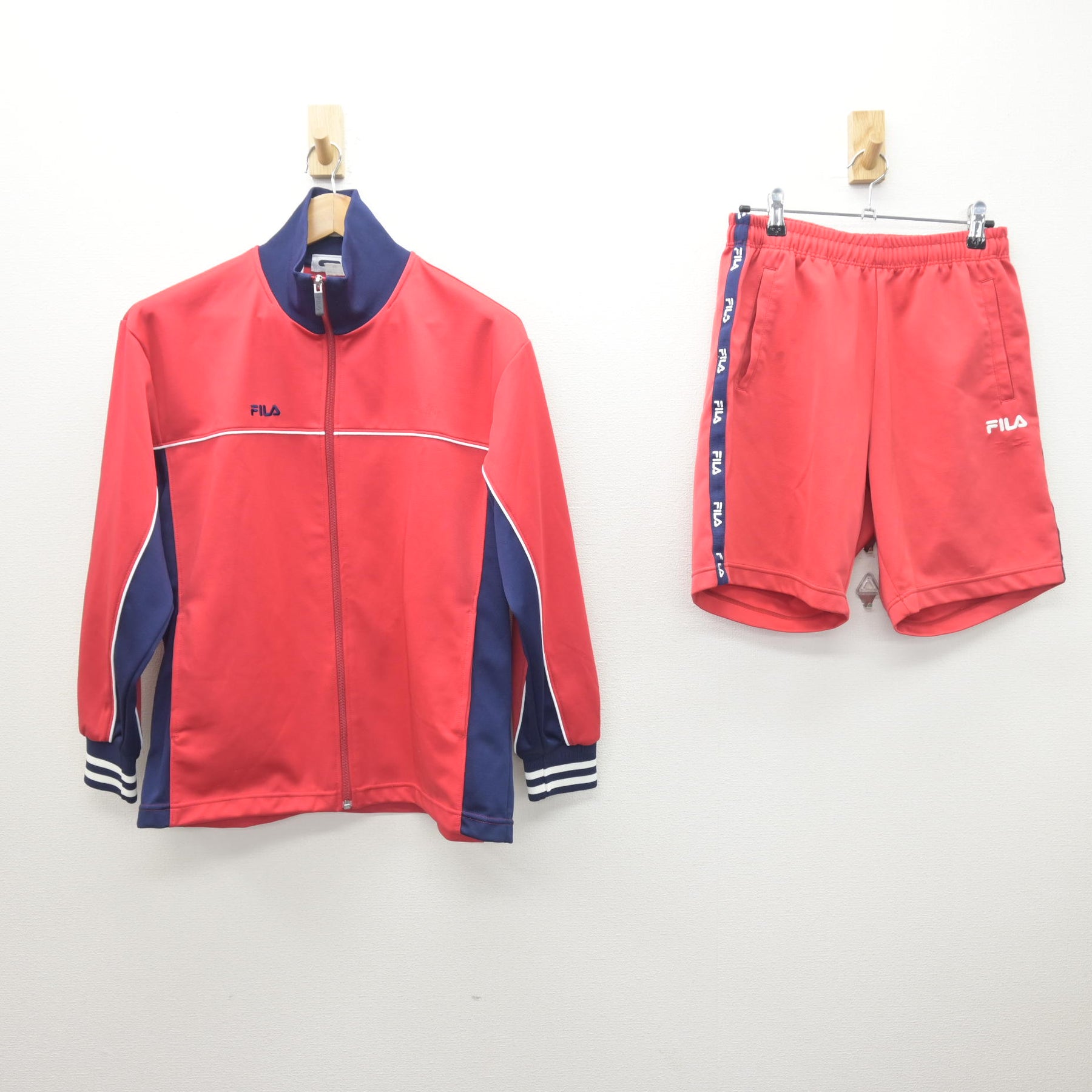 中古】神奈川県 新栄高等学校 女子制服 2点 (ジャージ 上・体操服 下