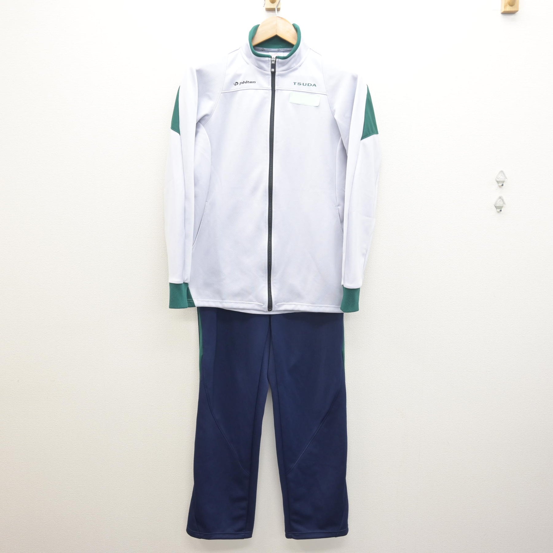 中古】三重県 津田学園高等学校 女子制服 2点 (ジャージ 上・ジャージ