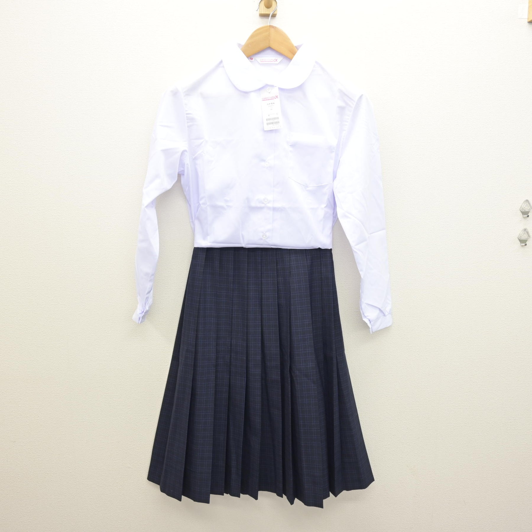 中古】福岡県 福岡市内中学標準服 女子制服 2点 (シャツ・スカート