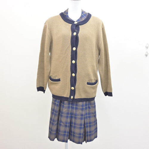 中古】北海道 札幌新陽高等学校 女子制服 2点 (シャツ) sf103921 中古】北海道 札幌新陽高等学校 女子制服 2点 (シャツ) sf103921