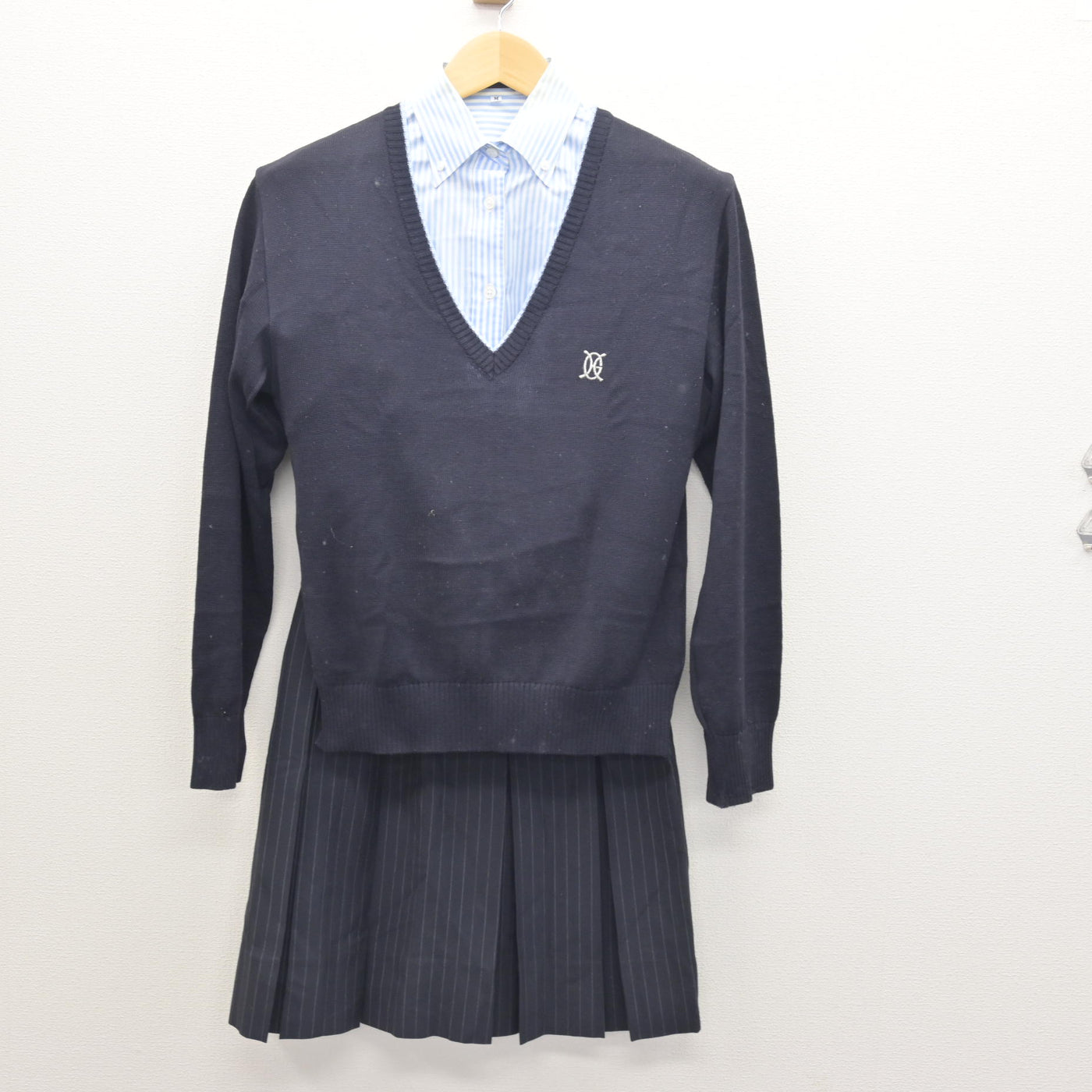中古】熊本県 九州学院高等学校 女子制服 3点 (ニット・シャツ 