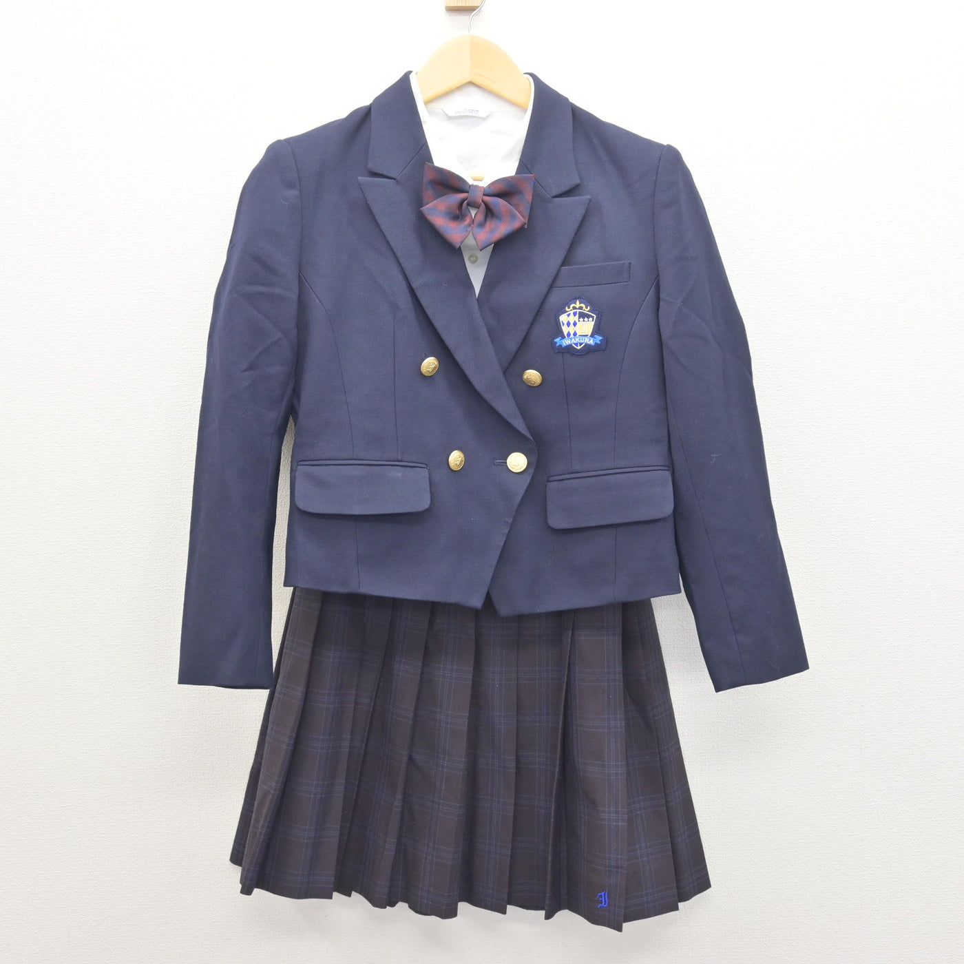 岩倉総合高校 制服