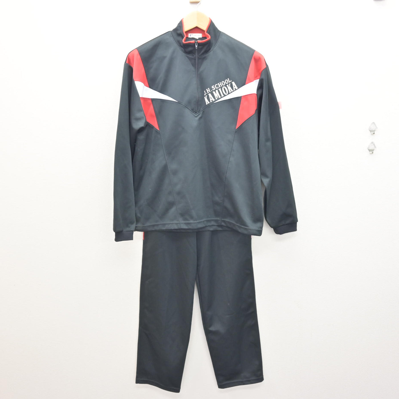 中古】愛知県 神丘中学校 女子制服 2点 (ジャージ 上・ジャージ 下
