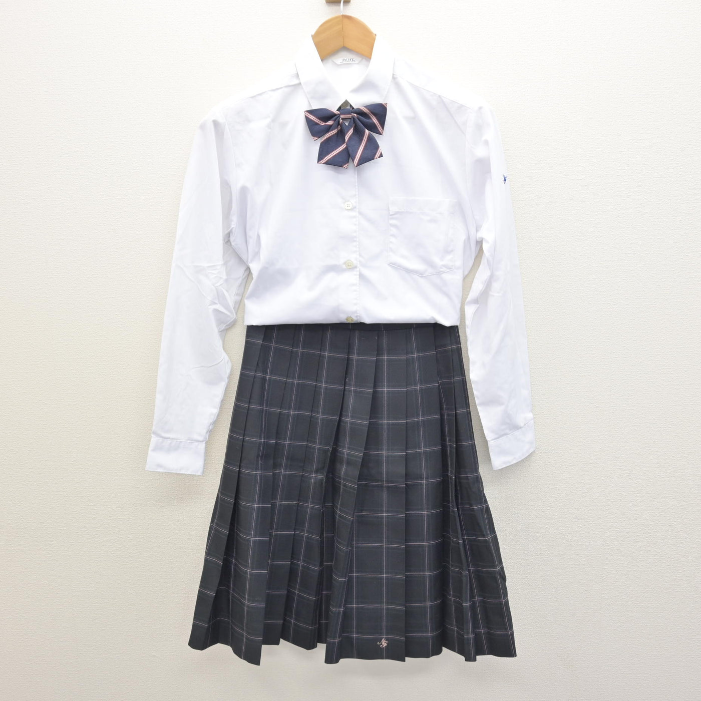 中古】神奈川県 日本大学藤沢高等学校・中学校 女子制服 4点 (ブレザー