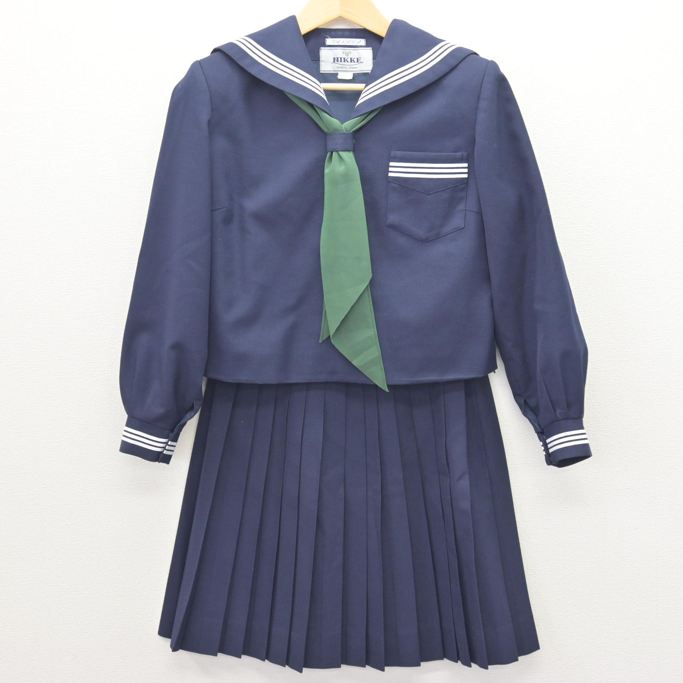 鹿児島県 城西 女 中古 中古】徳島県 城西中学校 女子制服 3点 (セーラー服・スカート