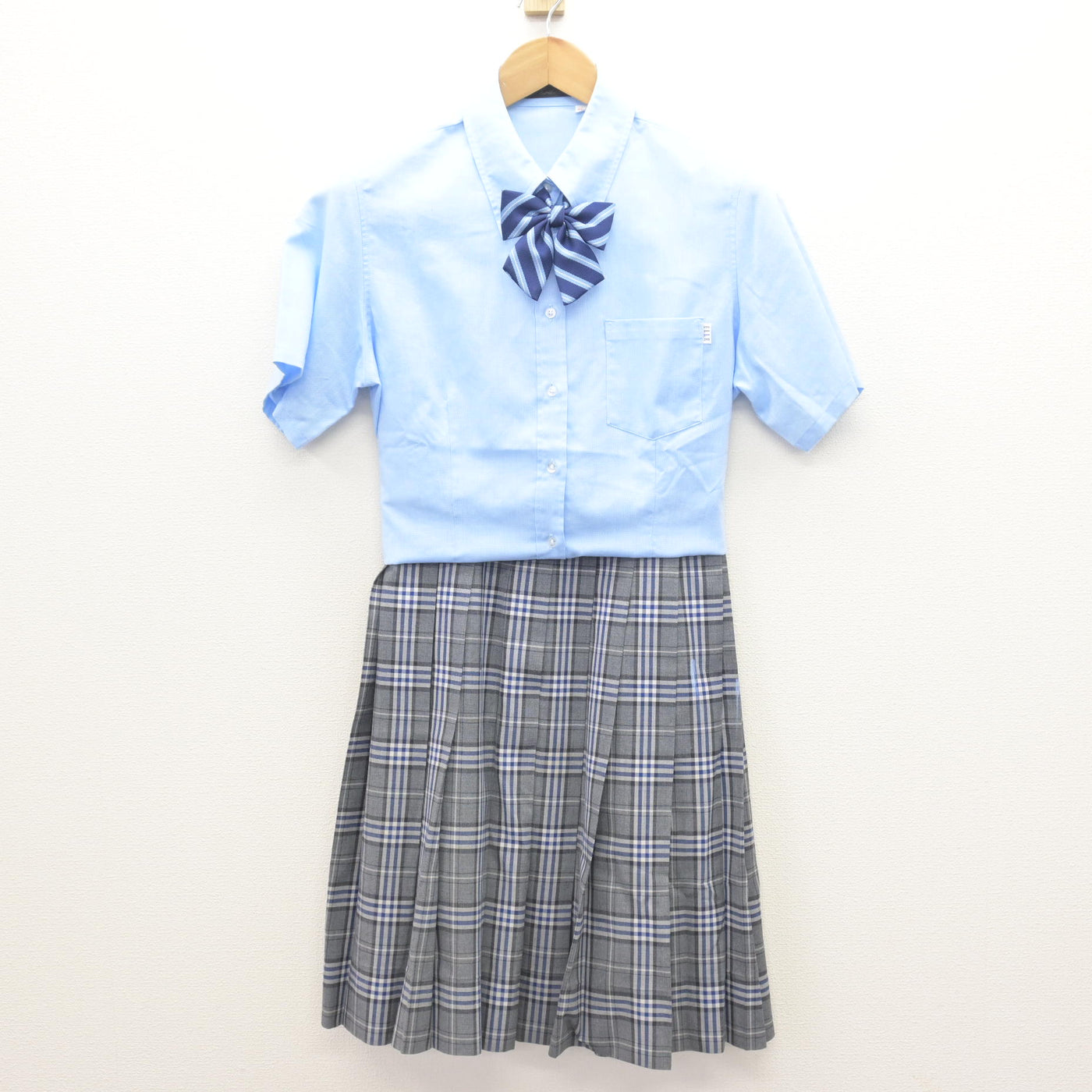 中古】神奈川県 横浜商科大学高等学校 女子制服 4点 (ニットベスト 
