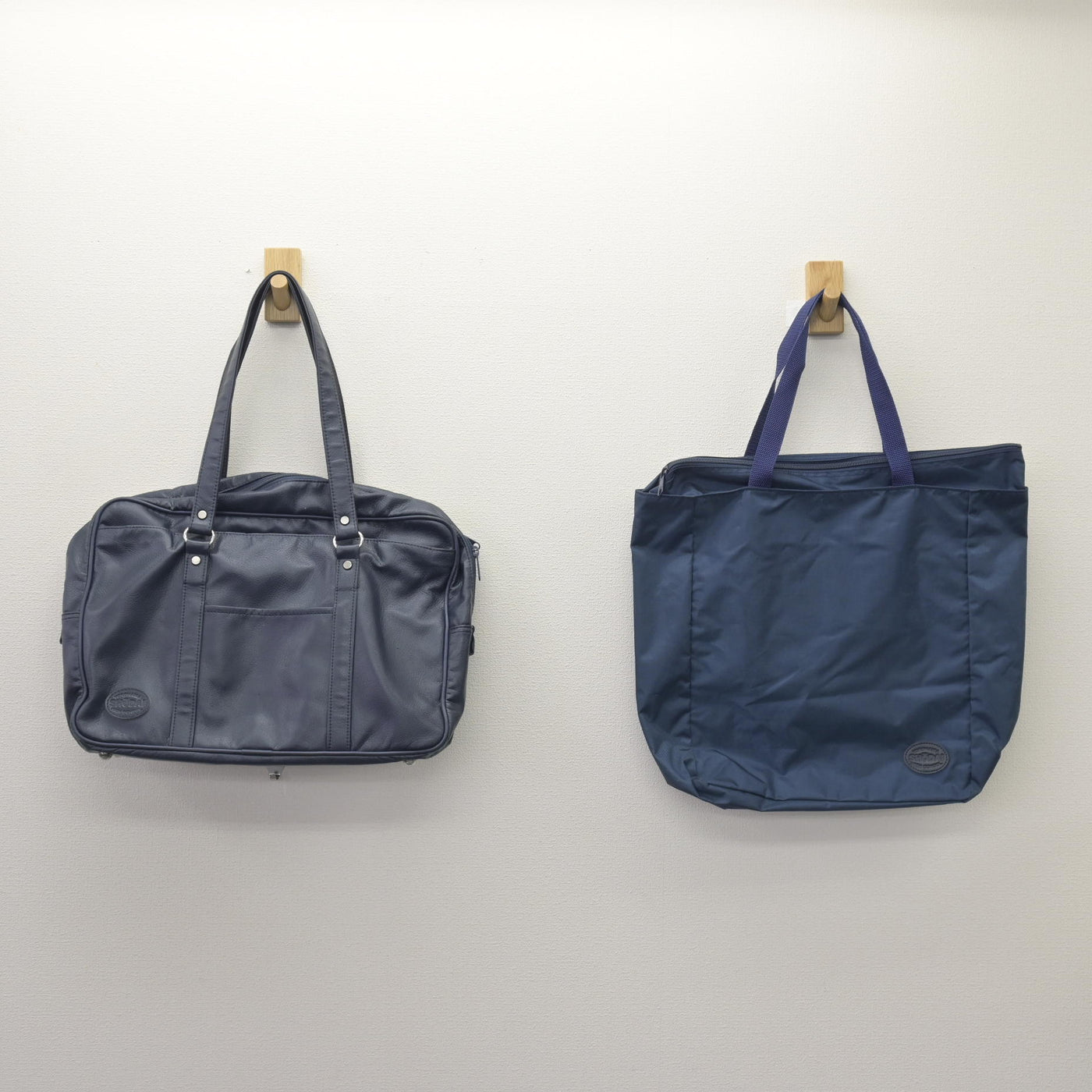 中古】神奈川県 横浜商科大学高等学校 女子制服 2点 (カバン・カバン 