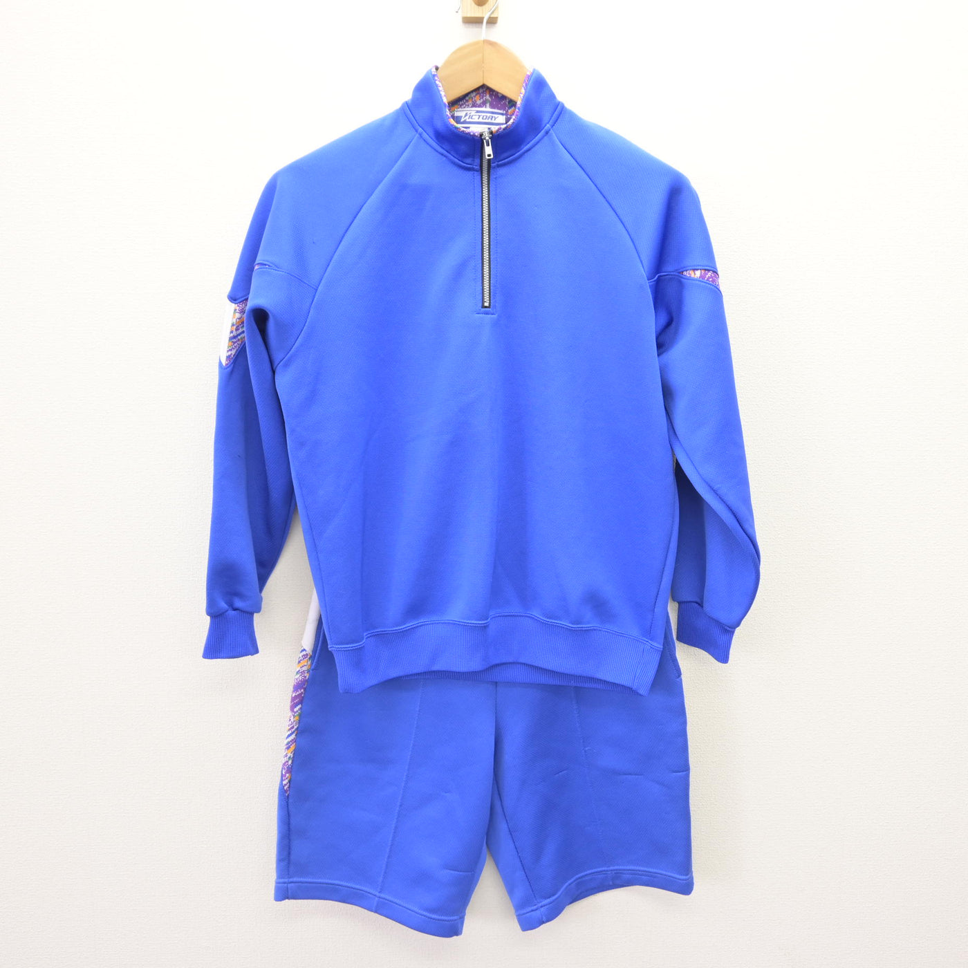 中古】大阪府 四天王寺中学校・高等学校 女子制服 2点 (ジャージ 上 