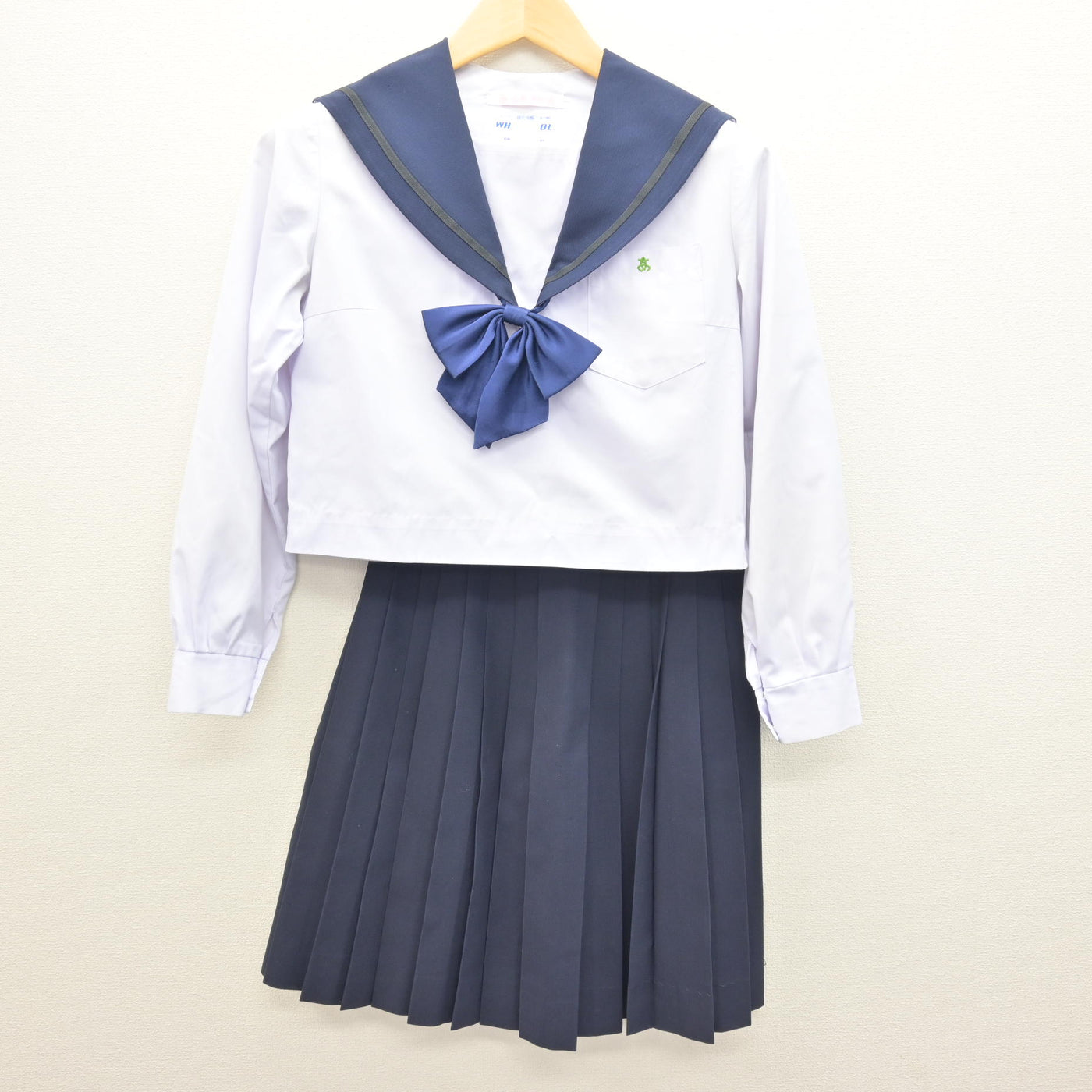 中古】愛知県 熱田高等学校 女子制服 3点 (セーラー服・スカート