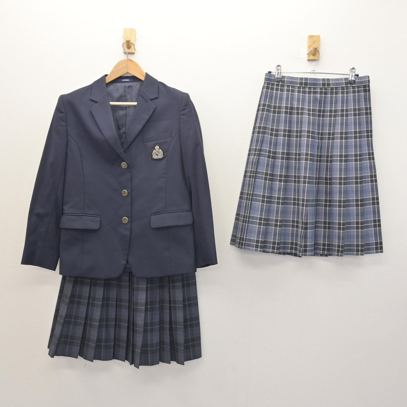 中古】東京都 橘高等学校 女子制服 3点 (ブレザー・スカート) sf127878 