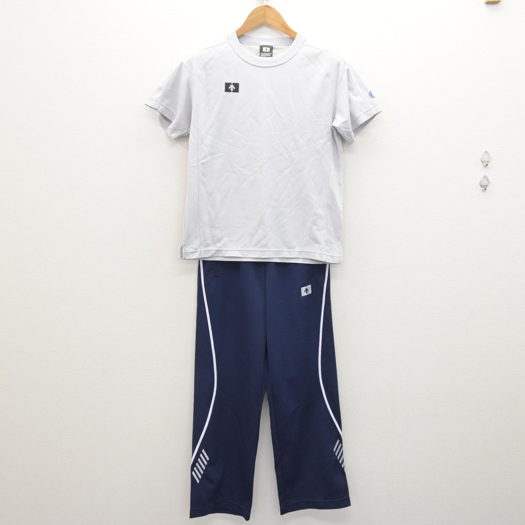 中古】 クラーク記念国際高等学校 女子制服 2点 (体操服 上・ジャージ