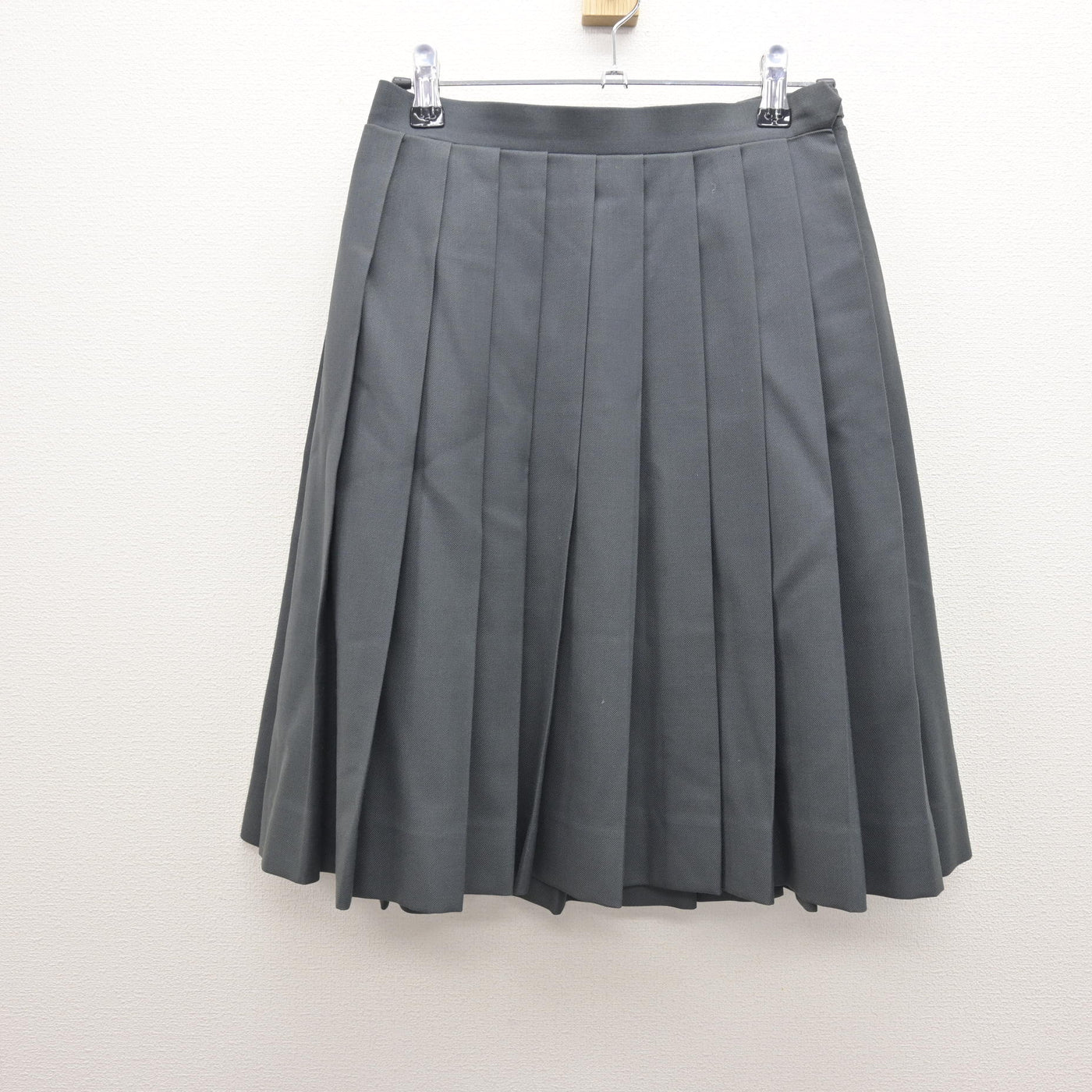 【中古】 日本大学第二中学校（24年度用） 中古】東京都 日本大学第二中学校/旧制服 女子制服 2点 (スカート