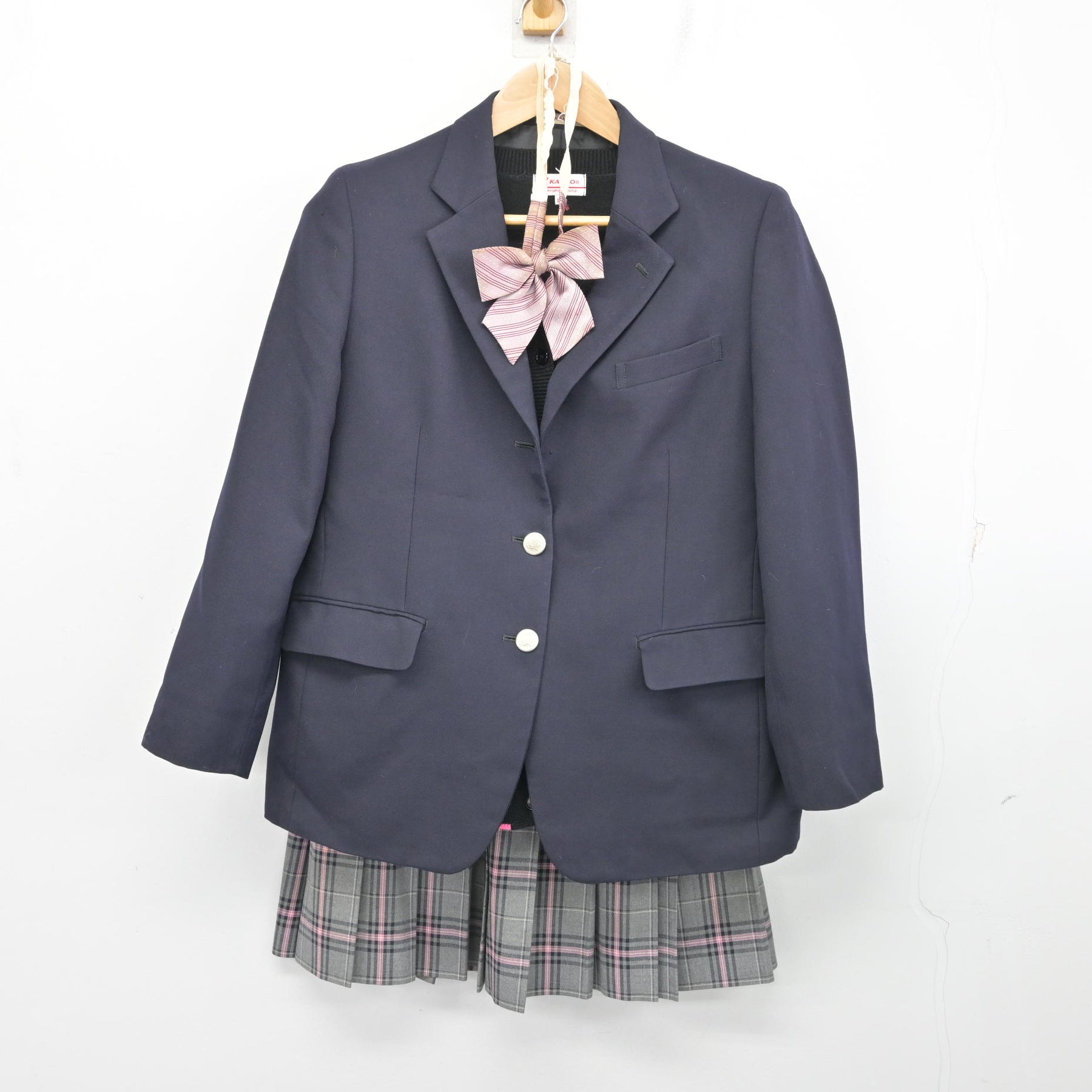 中古】 クラーク記念国際高等学校 女子制服 4点 (ブレザー・ニット