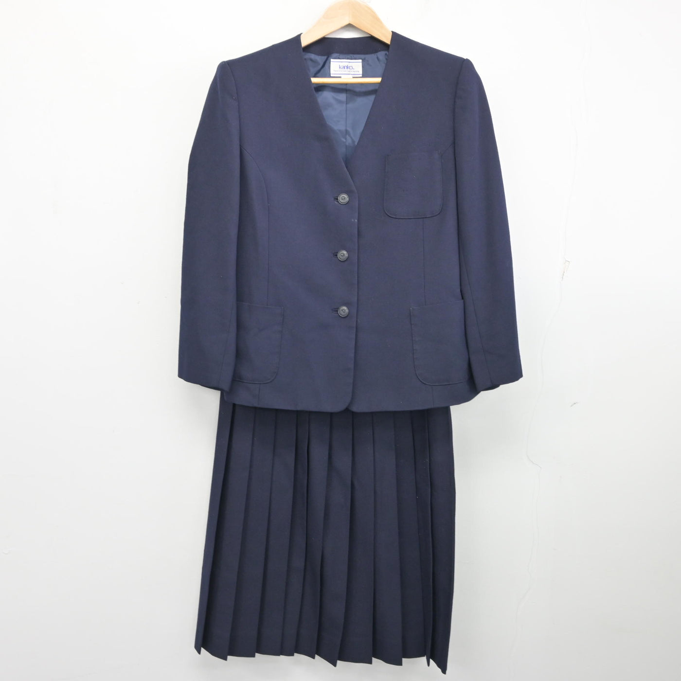 中古】栃木県 日光市立東中学校 女子制服 2点 (ブレザー・スカート 