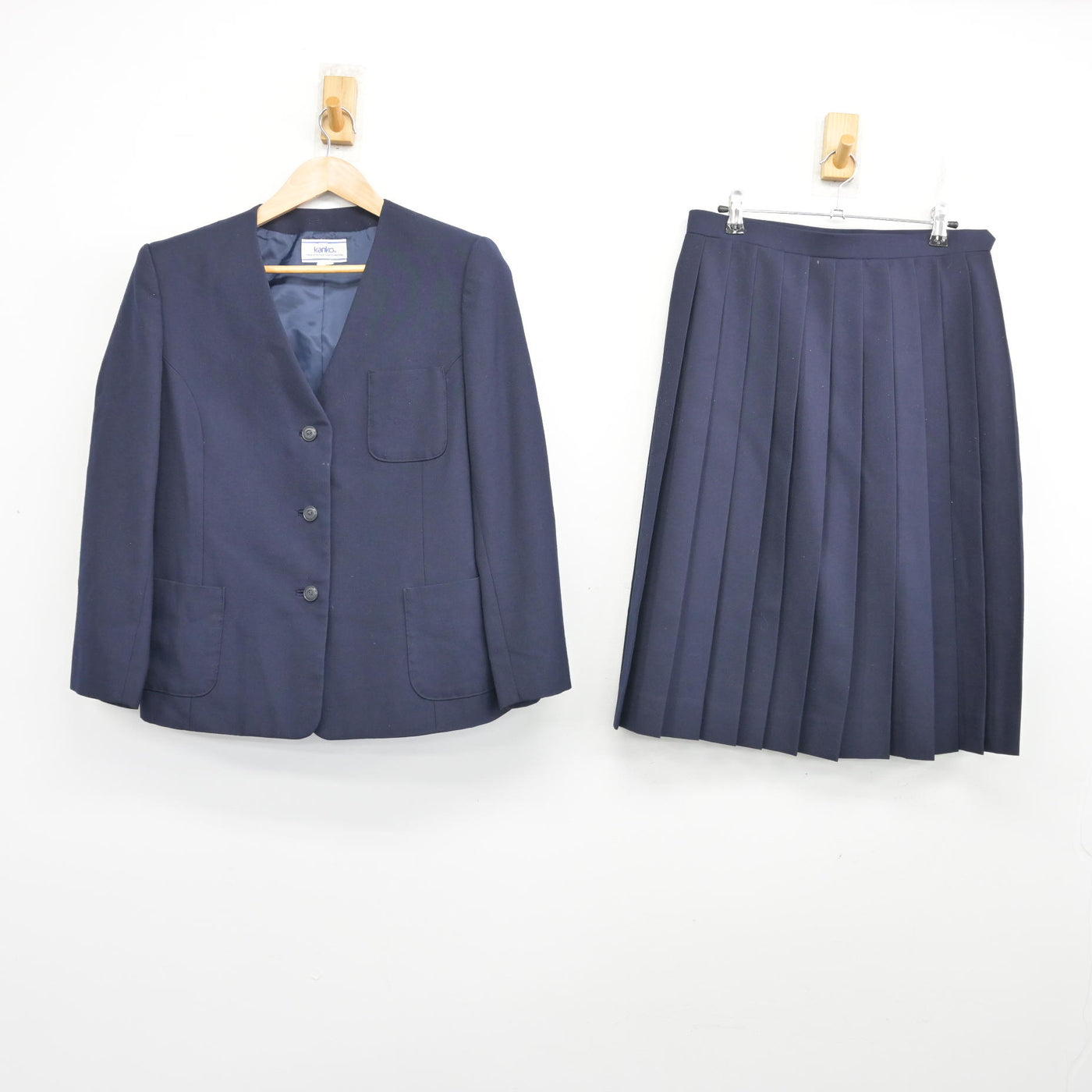 中古】栃木県 日光市立東中学校 女子制服 2点 (ブレザー・スカート 