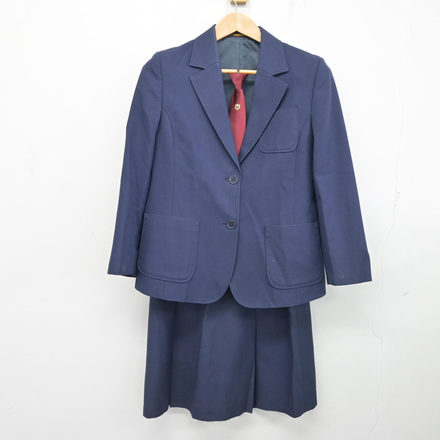 中古】群馬県 寺尾中学校 女子制服 3点 (ブレザー・スカート) sf131066 