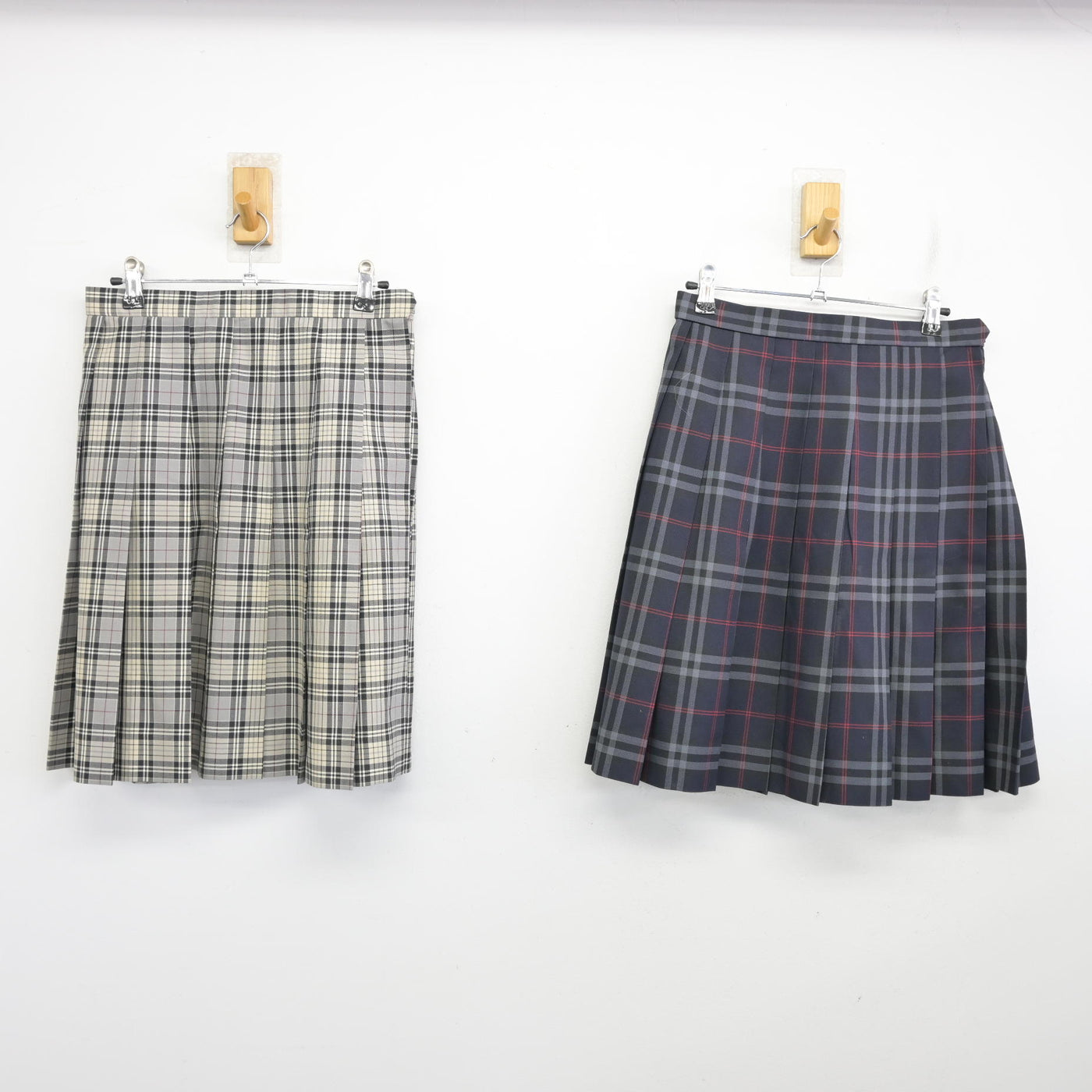 中古】茨城県 霞ヶ浦高等学校 女子制服 3点 (ブレザー・スカート 