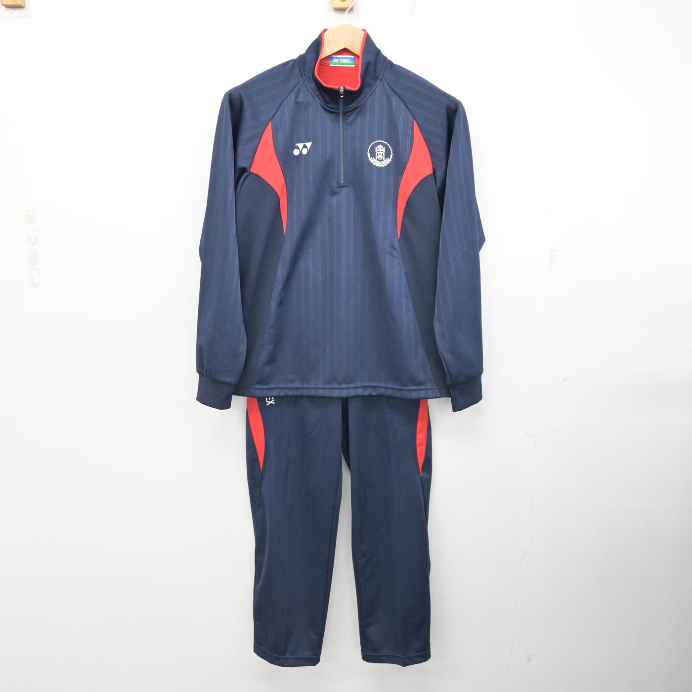 中古】秋田県 秋田南高等学校・中等部 女子制服 2点 (ジャージ 上