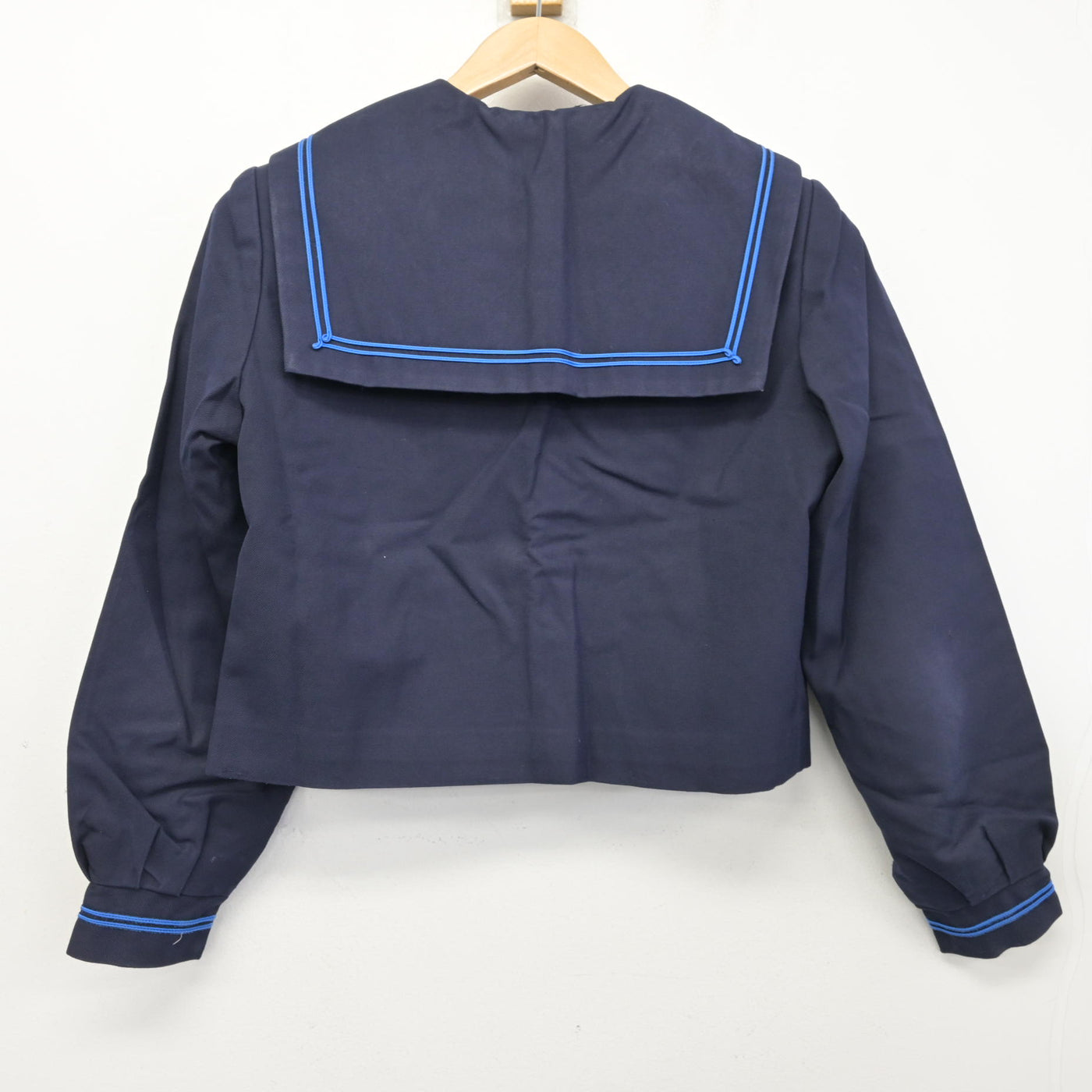 中古】大阪府 交野市立第二中学校 女子制服 2点 (セーラー服・スカート 