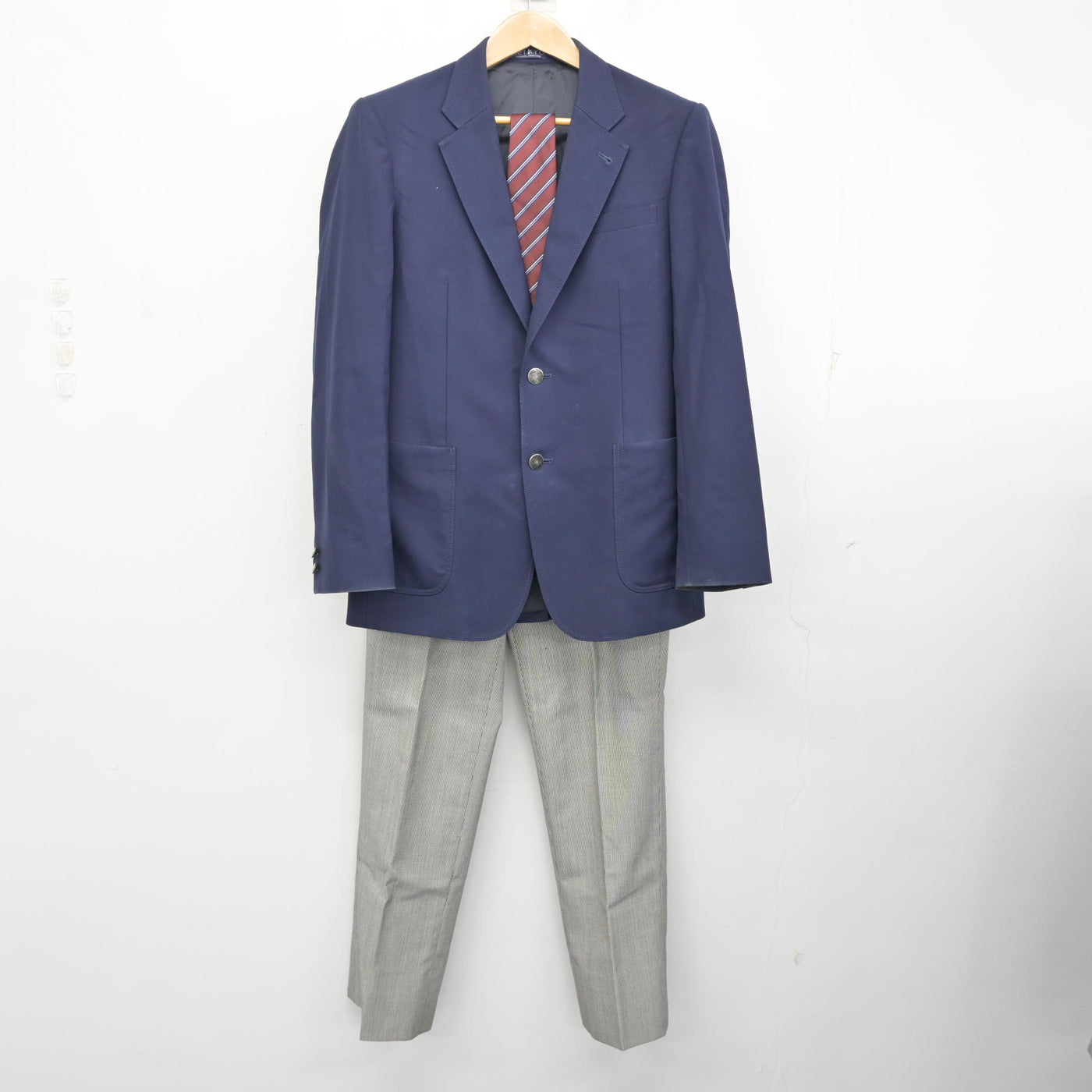 中古】神奈川県 永谷高等学校 男子制服 4点 (ブレザー・ズボン 