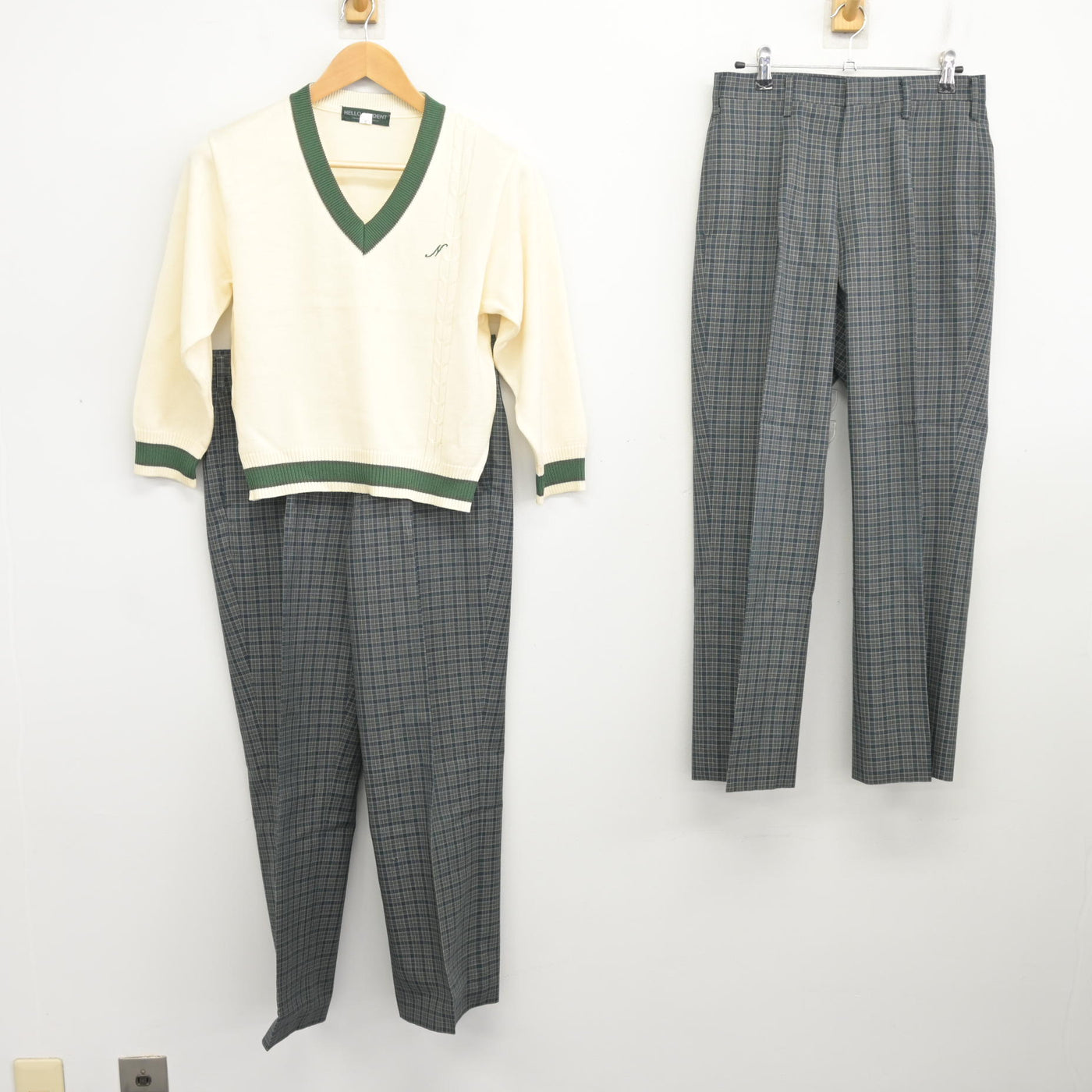 中古】熊本県 大津北中学校 男子制服 3点 (ニット・ズボン・ズボン 