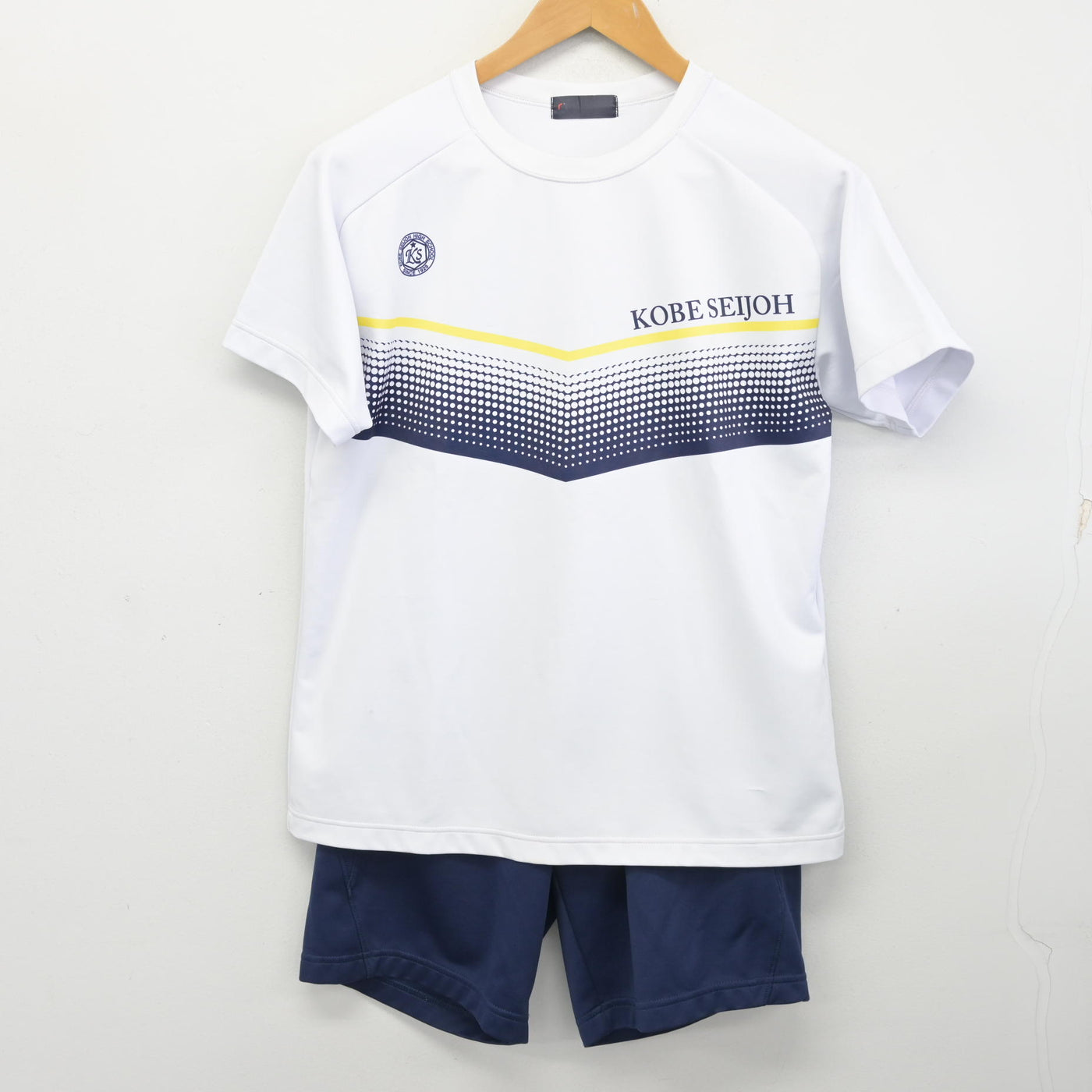中古】兵庫県 神戸星城高等学校 女子制服 2点 (体操服 上・体操服 下
