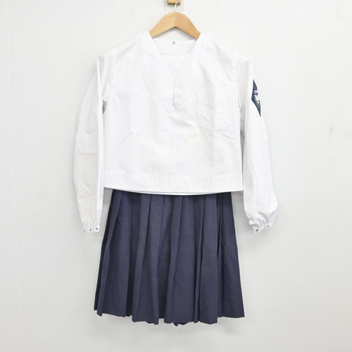 中古】 飛鳥未来高等学校 女子制服 2点 (シャツ・スカート) sf116903