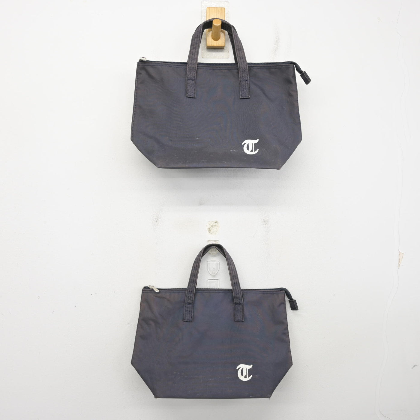 中古】東京都 豊島岡女子学園高等学校 女子制服 2点 (カバン) sf142215