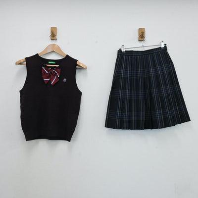 【中古】福岡県 福岡大学附属若葉高校 女子制服 3点（ニットベスト・スカート・リボン） sf000044