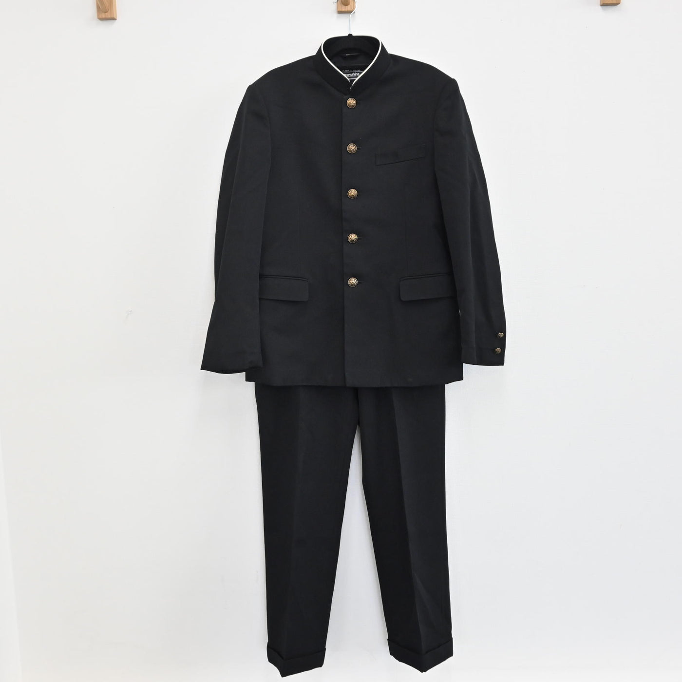 【中古】埼玉県 上尾東中学校 男子制服 2点（学ラン・スボン） sf000072