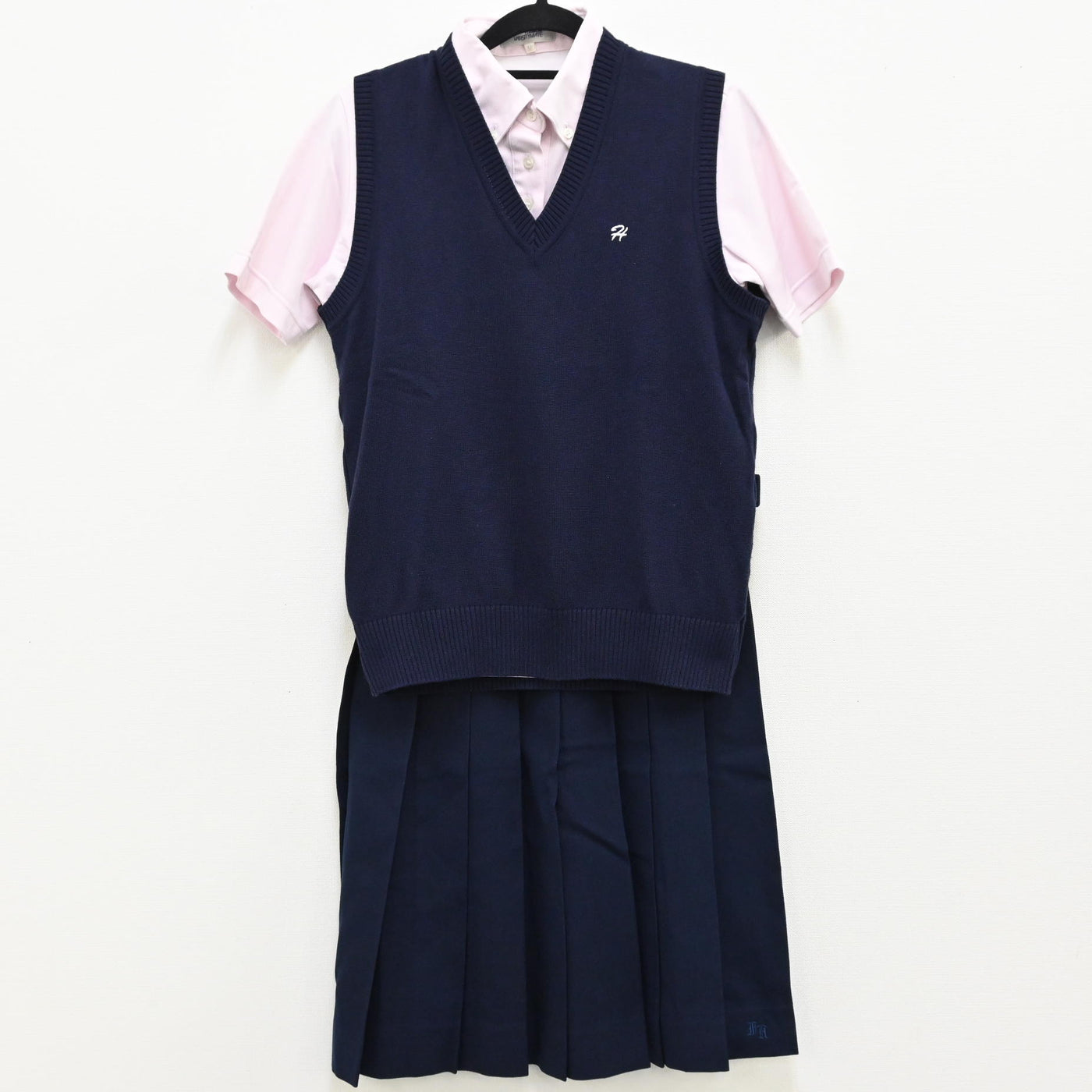 Amazon.co.jp: コスプレ衣装北星学園女子 指定リボン&校章バッジ
