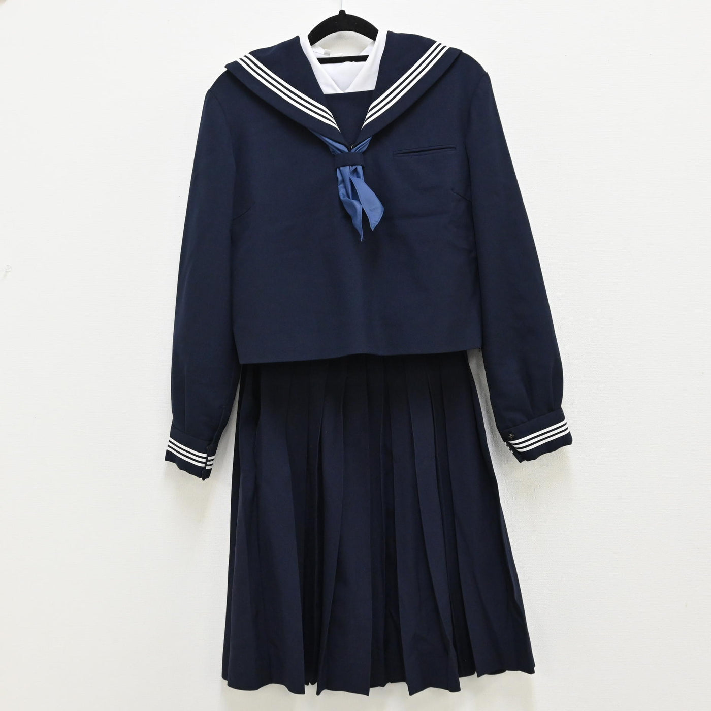 公立中学校 セーラー服 - コスプレ衣装