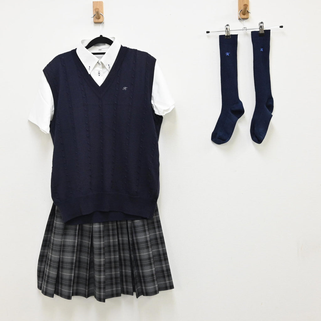 白鵬女子　スカート ブラウス ベスト 中古制服】神奈川県 白鵬女子高等学校 女子制服 4点（ニットベスト