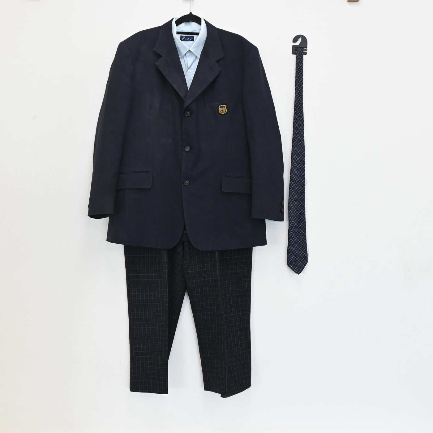 【中古】大阪府 堺市立堺高校 男子制服 4点（ブレザー・シャツ 半袖・ズボン・ネクタイ ） sf000359