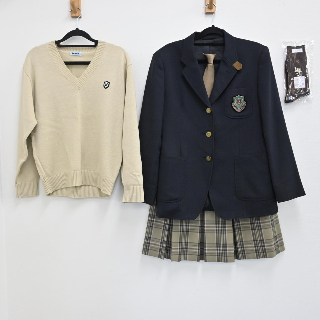 【中古】茨城県 土浦日本大学高等学校 女子制服 5点（ブレザー・セーター・スカート・靴下・ネクタイ ） sf000398