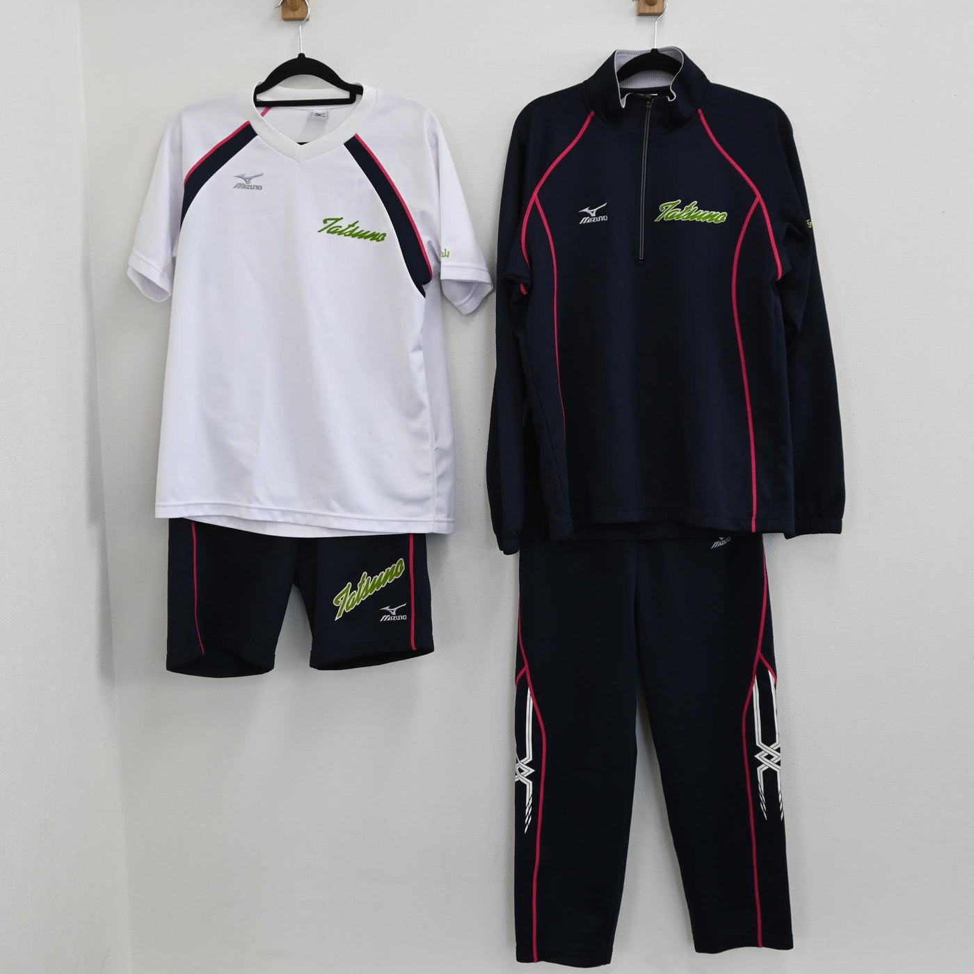 【中古】兵庫県 龍野高等学校 女子制服 4点（体操服 上・ジャージ 上・体操服 下・体操服 下・ジャージ 下 ） sf000472