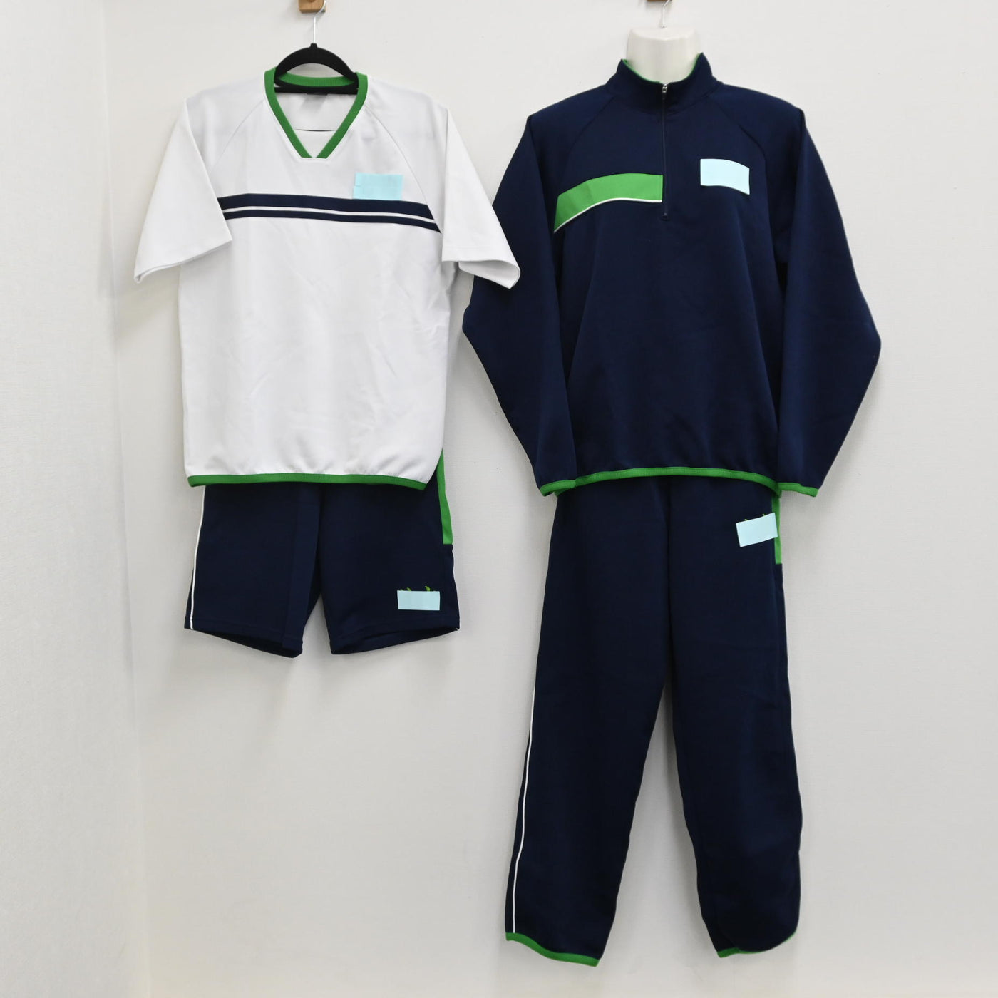 【中古】京都府 京都府立鳥羽高校 女子制服 4点（ジャージ 上・ジャージ 下・体操服 上・体操服 下 ） sf000540