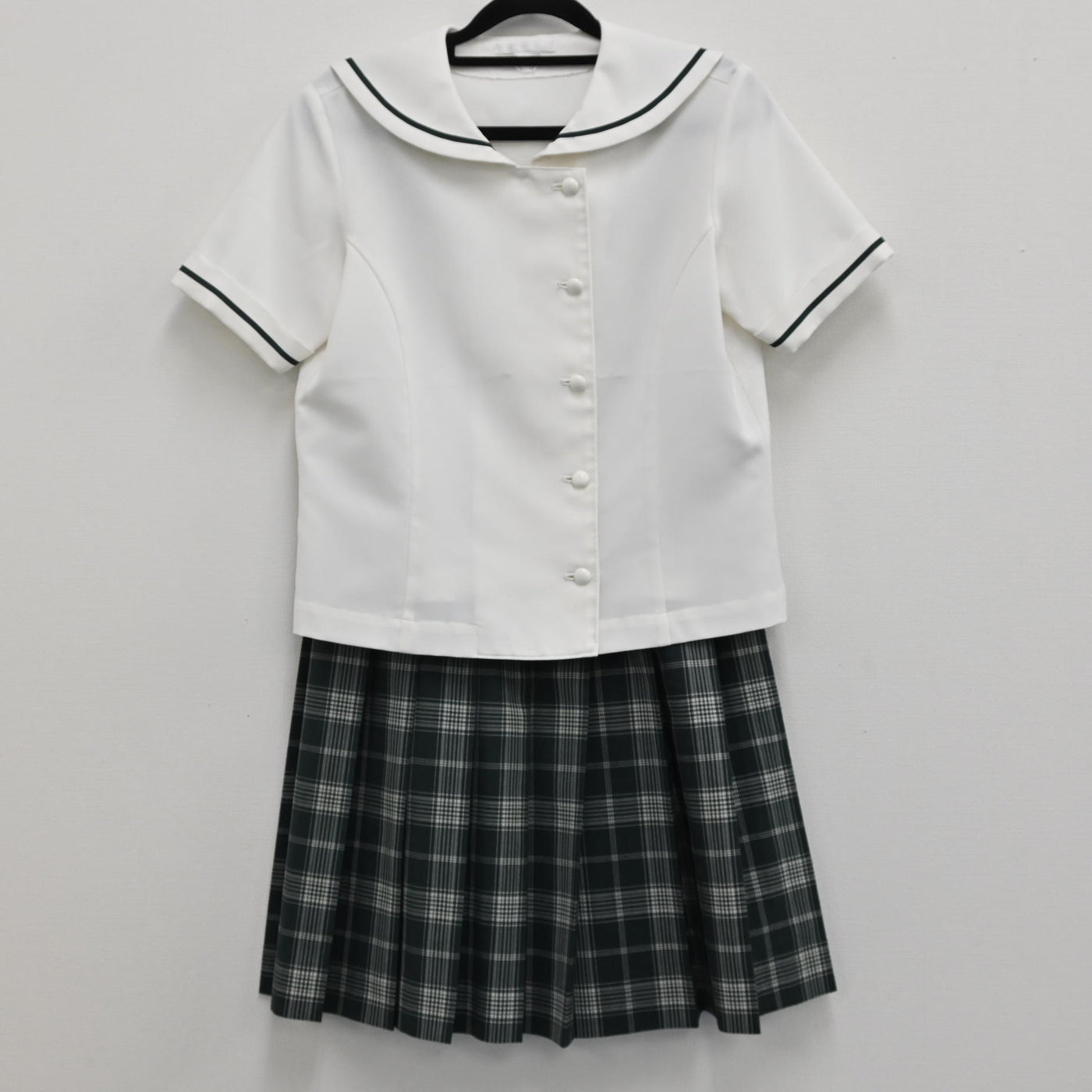 【中古】三重県 セントヨゼフ女子学園高校 女子制服 2点（セーラー服 夏・スカート 夏） sf000554