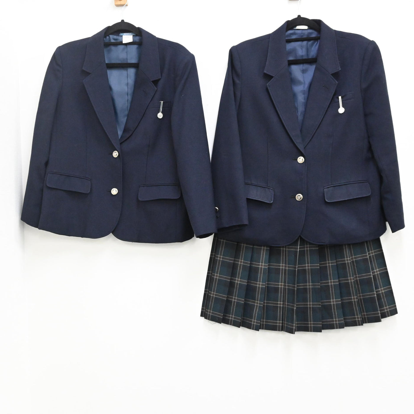 【中古】兵庫県 三田西陵高校 女子制服 3点（ブレザー・ブレザー・スカート 冬・スカート 冬） sf000566
