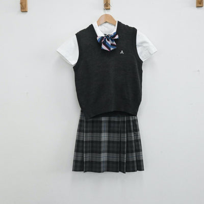 【中古】愛知県 私立愛知中学・高等学校 女子制服（シャツ・ニットベスト・スカート）sf000793