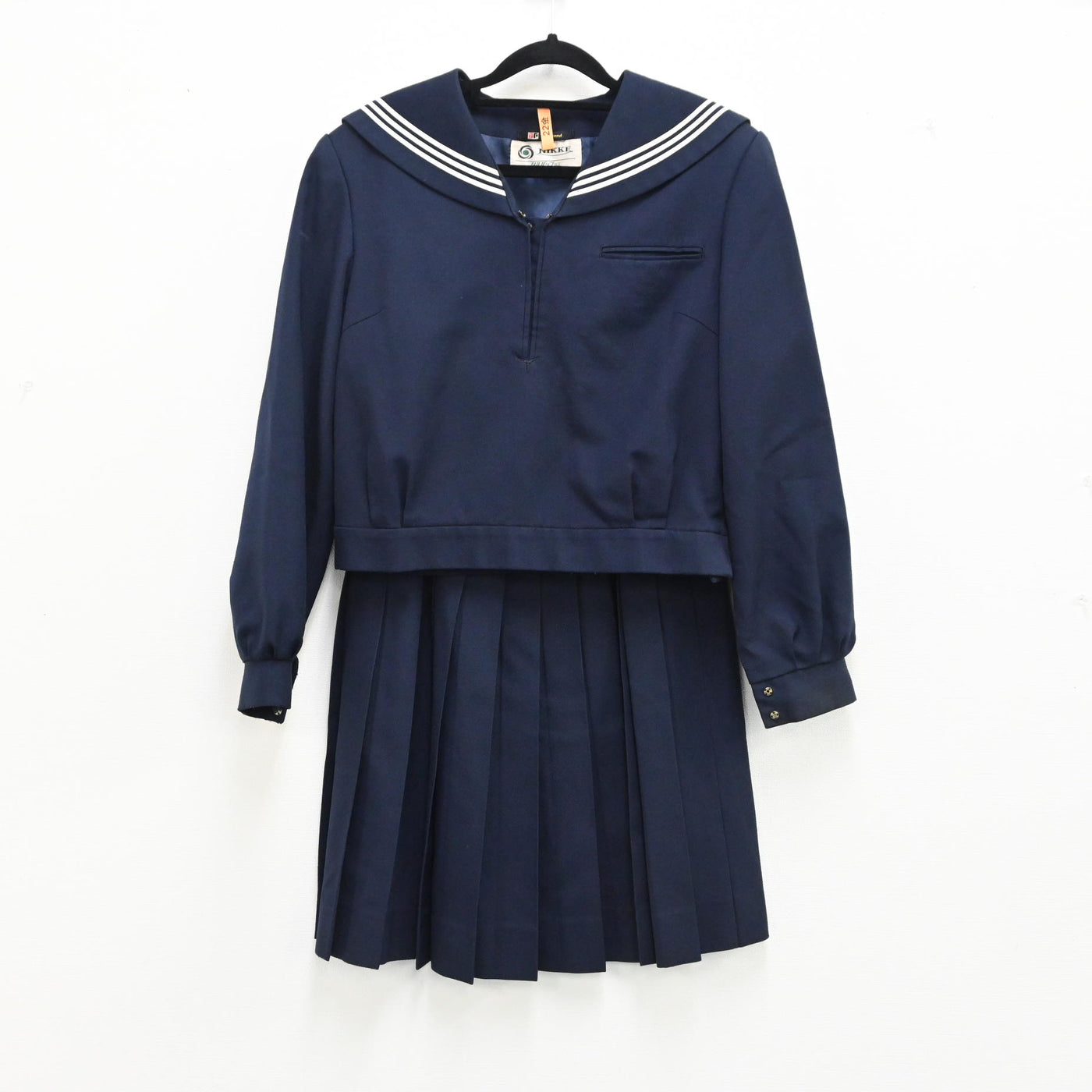 【中古】石川県 伏見高等学校 女子制服 2点（セーラー服・スカート）sf001240
