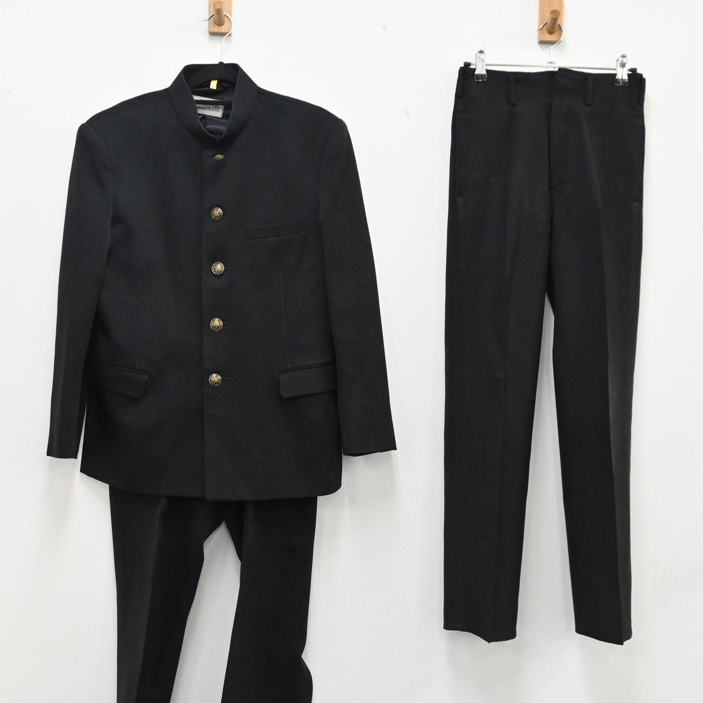 【中古】広島県 松永中学校 男子制服 3点（学ラン・ズボン）sf001276
